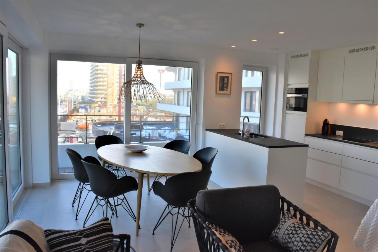 Lichtrijk 2-Slaapkamerappartement Met Zeezicht En Gratis Parking Ostende Exteriér fotografie
