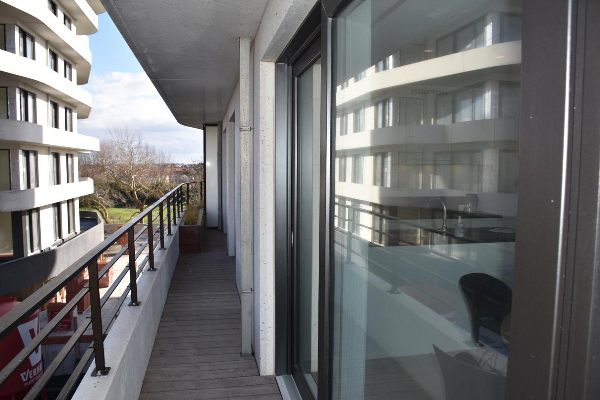 Lichtrijk 2-Slaapkamerappartement Met Zeezicht En Gratis Parking Ostende Exteriér fotografie