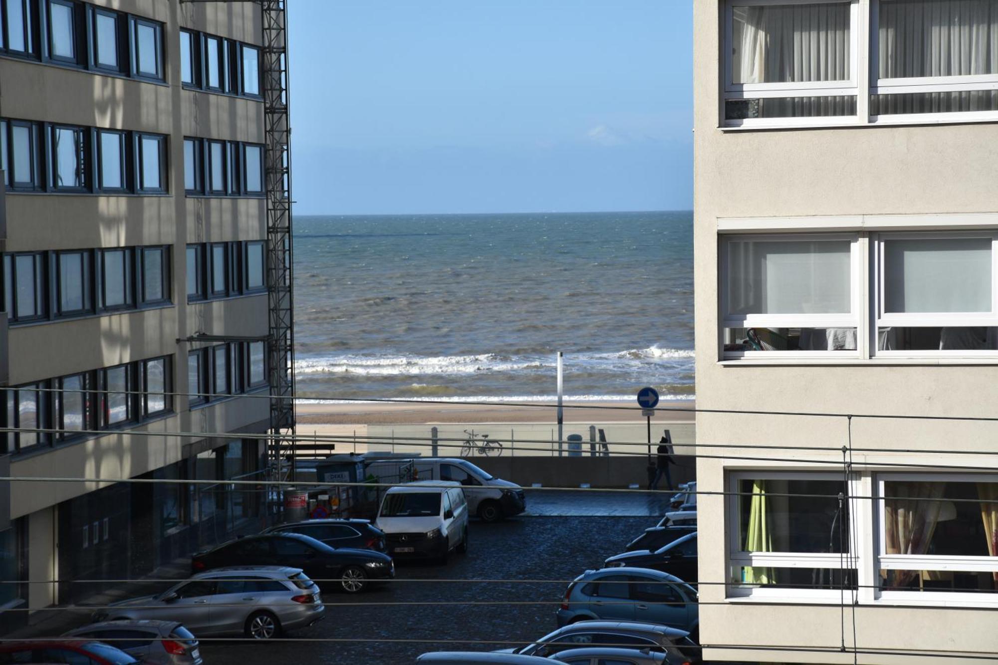 Lichtrijk 2-Slaapkamerappartement Met Zeezicht En Gratis Parking Ostende Exteriér fotografie